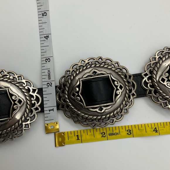 BRIGHTON CONCHO LEATHER BELT - Picture 11 of 13